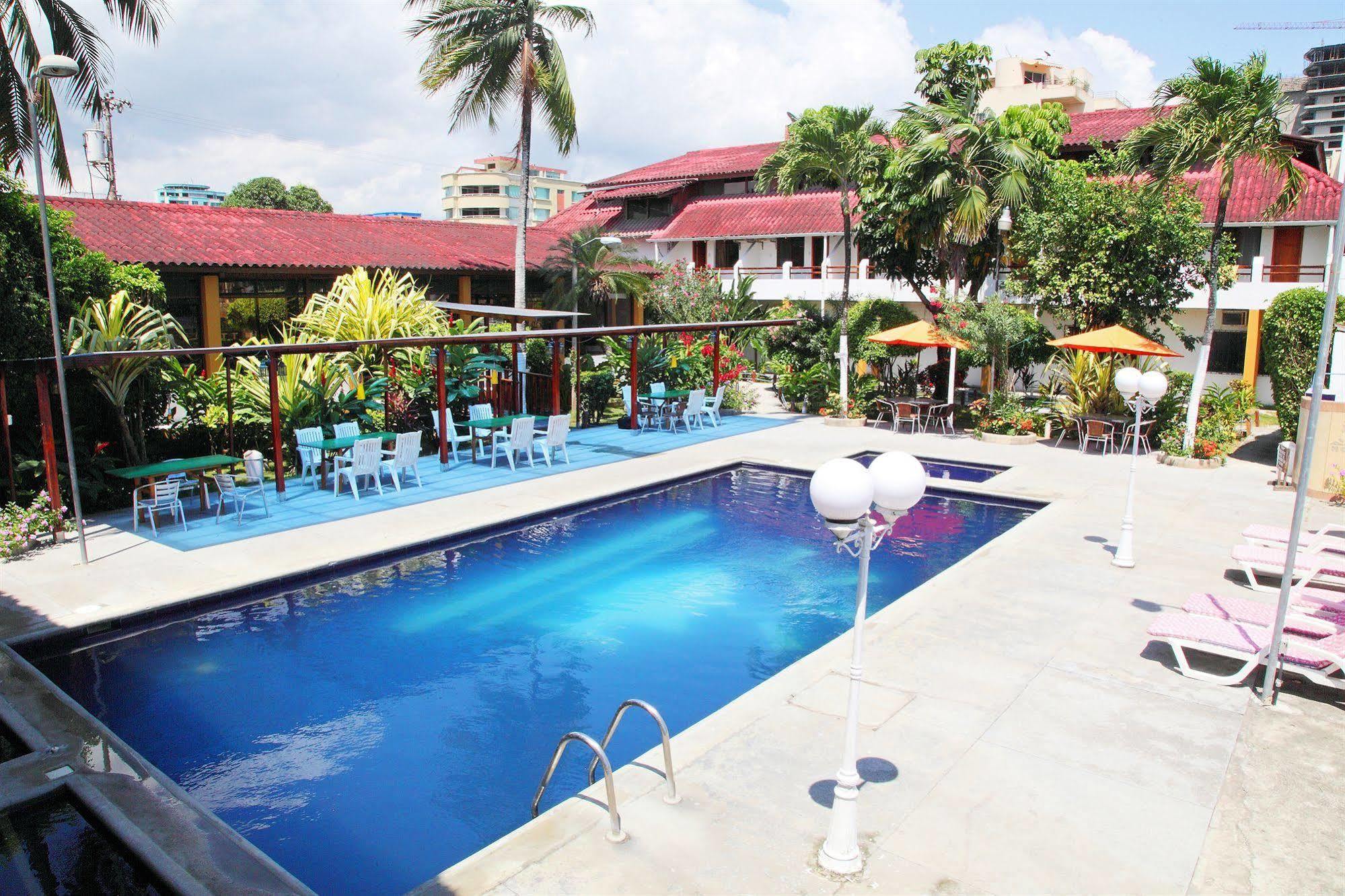 Hotel Puerto Ballesta Tonsupa Exterior foto